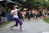 來~ 擴胸
