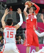 準灰狼球員 Alexey Shved 也攻下 14 分 並傳出 6 助攻