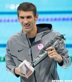 [男子游泳] 「飛魚」M.Phelps 獲頒終身成就獎