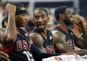 Kobe Bryant擔任老大哥，年輕的03梯全力突圍