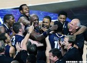 美國隊全勝奪冠