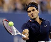 Federer 直落三擊退 Phau
