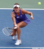 Radwanska 擊敗西班牙選手 Suarez Navarro