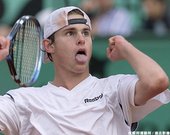 2001 年的 Roddick 顯得相當稚氣