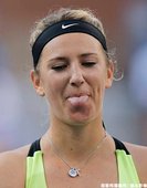 S.Williams 擊退頭號種子 Azarenka，小威再捧金盃