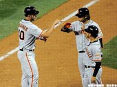 Bumgarner 的三分炮