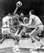 Dr.J 到來  1973-74 球季