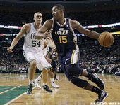 爵士 -- Derrick Favors