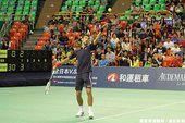 Novak Djokovic 準備發球
