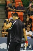 Novak Djokovic模仿Rafael Nadal