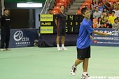 Novak Djokovic充當線審