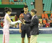 Djokovic獲另一個贈品