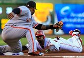 Brandon Phillips 遭刺殺在三壘