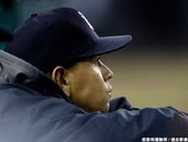 今日整場比賽蹲板凳的 A-Rod