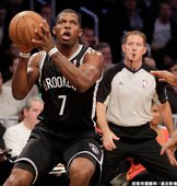 5. 布魯克林籃網隊獲得 Joe Johnson