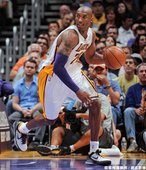 Kobe 運球