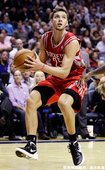 Chandler Parsons 攻下 19 分