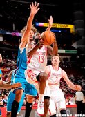 James Harden 本場比賽攻下 30 分