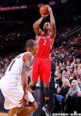 正規時間結束前投進追平三分球的 Marcus Morris