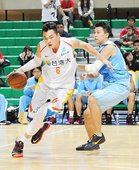 吳岱豪突破進攻