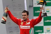 巴西站由 Jenson Button 奪冠，法拉利車手 Fernando Alonso 分居第二， Felipe Massa 拿下第三