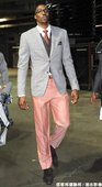 Dwight Howard 的賽前穿著