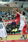 台銀泰勒在最後關頭搶下關鍵進攻籃板補進兩分，幫助球隊帶走勝利
