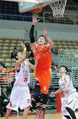 台灣大吳岱豪得到13分外帶10籃板