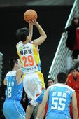 台灣大柳昇耀，第四節關鍵一投，追平比分
