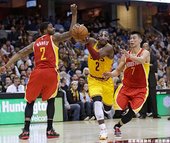 Kyrie Irving  突破火箭隊防守