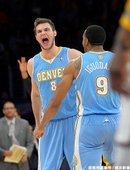 Danilo Gallinari 投進關鍵三分球