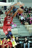 台銀洋將泰勒此役頻頻上演灌籃美技