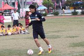 J聯盟選手及教練指導小選手