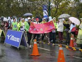 活力路跑賽上演求婚戲碼