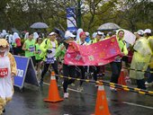 活力路跑賽上演求婚戲碼