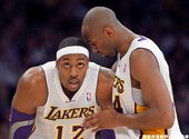 Kobe Bryant 與 Dwight Howard