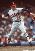MLB -- 克里夫蘭藍人 --> 克里夫蘭野馬 --> 克里夫蘭納普 --> 克里夫蘭印地安人