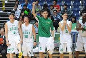 台啤此役早早領先超過30分，先發球員樂得場