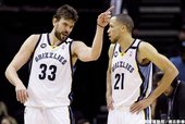 Tayshaun Prince 加盟灰熊後的首場比賽
