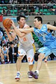 台灣大本土球員以鄭人維表現最佳，挹注14分