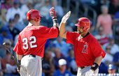 Josh Hamilton 與 Albert Pujols