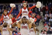 NCAA 場邊啦啦隊