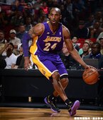 Kobe 生涯總得分超越 Chamberlain 排名史上第四