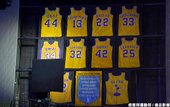湖人高掛 Shaquille O'Neal 球衣