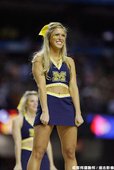 Louisville 擊退 Michigan 奪冠
