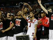 Louisville 擊退 Michigan 奪冠