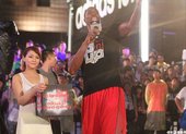 Howard搞笑抽獎