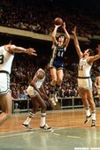 8.馬拉維奇(Pete Maravich)
