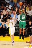 總決賽三分球紀錄：艾倫(Ray Allen)