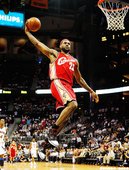 12、詹姆士(LeBron James，2008-2009)：24歲